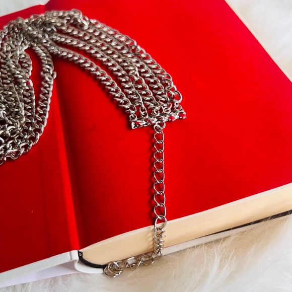 Neckless - Picture 4 of 6